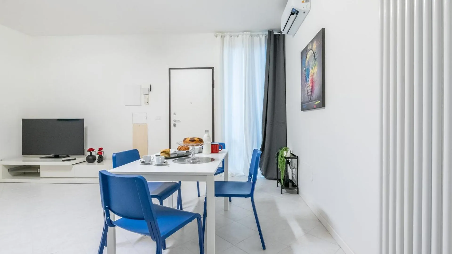 Chic&Pop Apartment By Pleiades Home Livorno Itálie