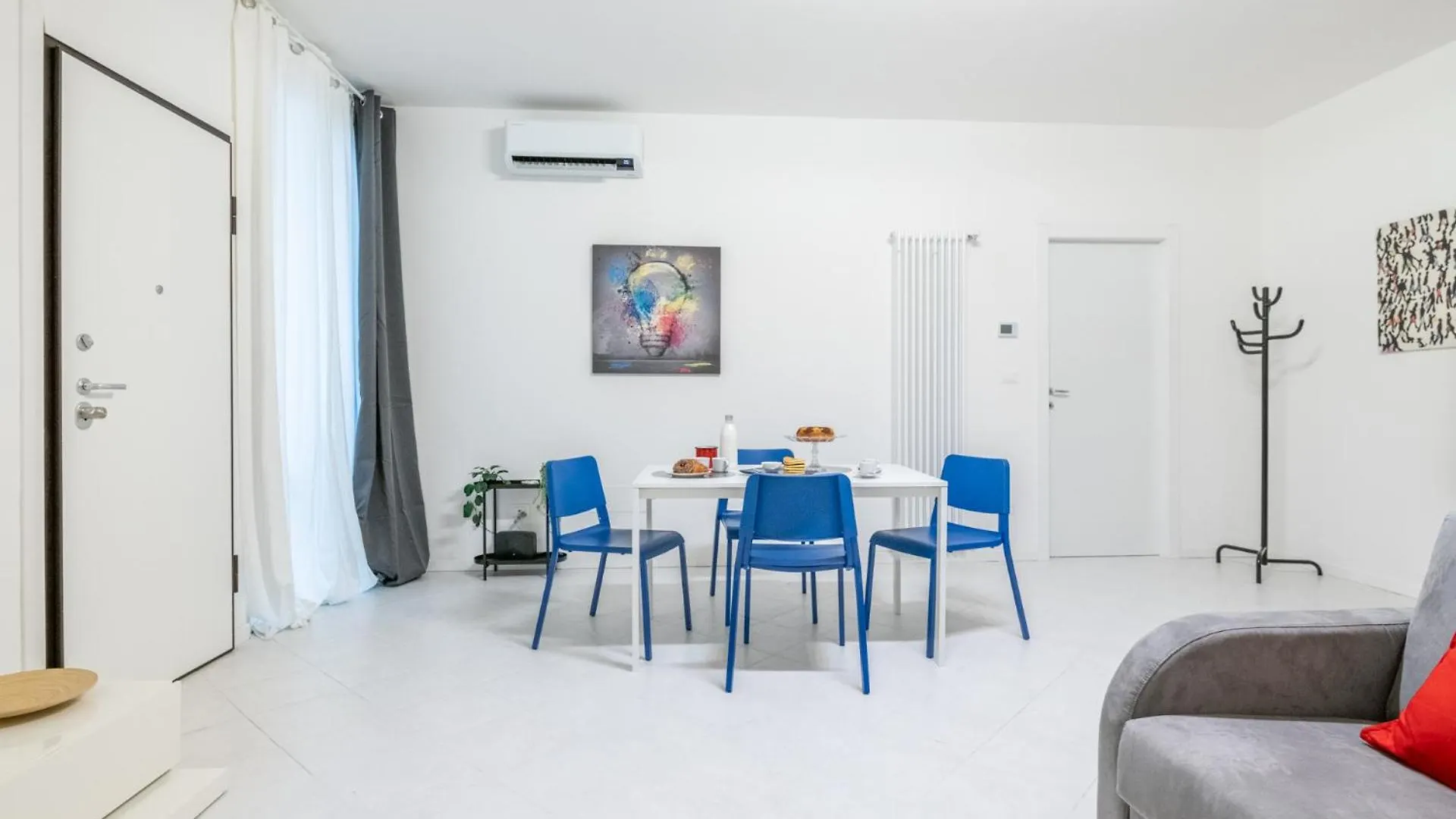 Chic&Pop Apartment By Pleiades Home Livorno